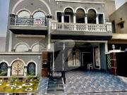 10 Marla Brand New Luxury Modern House With Direct Owner...