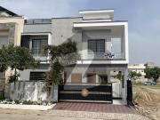 10 Marla Brand New Modern Design House Available For...