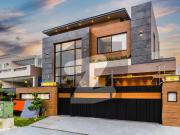 10 Marla Brand New Modern Design House For Sale In Lake...