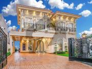 10 Marla Brand New Modern Design Luxury House For Sale...