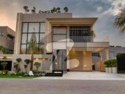 10 marla brand new ultra modern designe house for sale