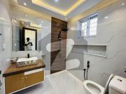 10 Marla Branded New Full House Available For Rent G...