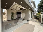 10 Marla Modern House Used But Almost New For RENT in...