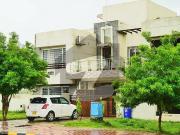 10 Marla Cutting Area Plot Available For Sale
