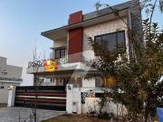 10 Marla Designer House For Sale