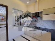 10 marla double storey house available for rent lda avenue
