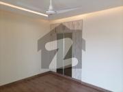 10 Marla Flat For rent Available In Askari 10