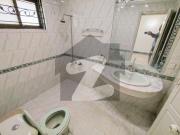 10 Marla Fresh Renovated Beautiful Bungalow Near Big...