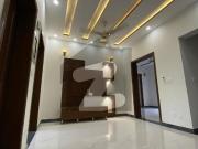 10 Marla Full House Available For Rent Bahria Town...