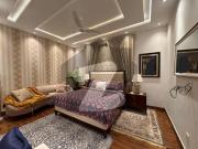 10 Marla Fully Furnished Bungalow Urgent For Sale Prime...