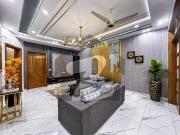 10 Marla Furnished Luxury Designer House Bahria Town...