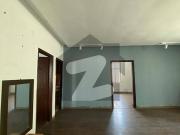 10 Marla House Available For Rent