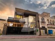 10 Marla House Available For Rent In Chambelli Block...