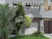 10 Marla House Available For Rent in Phase 4 DHA Phase 4