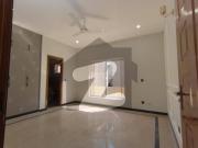 10 Marla House Available For Sale