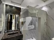 10 Marla House Available For Sale In Bahria Town Lahore...