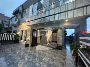 10 Marla House Available For Sale In Bahria Town Lahore...