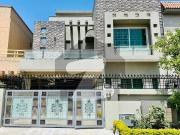 10 Marla House for Sale in Bahria Town Phase 3 Islamabad...