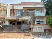 10 marla house for sale in uet housing society lahore