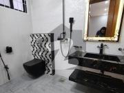 10 marla house on rent bahria town sector e