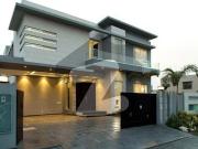 10 Marla Luxurious Bungalow For Sale in DHA Phase 6 Lahore