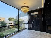 10 Marla Luxurious House Available for Rent in Bahria...