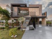 10 marla luxurious moderate house with basement...