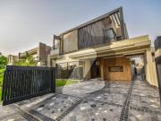 10 marla luxurious moderate house witrh basement...