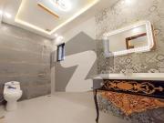 10 Marla Luxury Brand New Fully Furnished House For Rent...