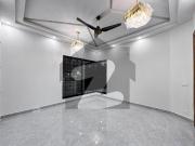 10 Marla Furnished Luxury Designer House Bahria Town...