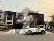 10 Marla Luxury Designer House For Sale Prime Location...