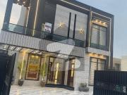 10 Marla Luxury House For Sale In Ghaznavi Block Bahria...