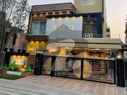 10 marla luxury house for sale on investor rate at most...