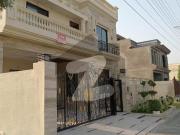 10 Marla Luxury House for Sale Prime Location Diamond...