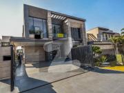 10 Marla Modern Design Luxury House Available For Sale