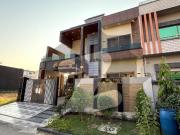 10 Marla Modern Designed Owner Built furnished house for...
