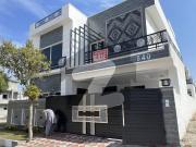 10 Marla Modern Designer House Double Road Facing + Back...