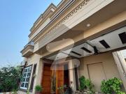 10.50 Marla Modern Corner+80 Ft Rd House Available For...