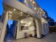 10 Marla Modern House Available For Sale In Block FF...