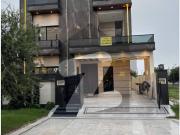 10 Marla Modern Luxury House For Sale