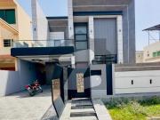 10 Marla Modern Luxury House For Sale Central Park...
