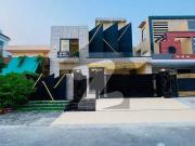 10 Marla Most Beautiful And Good Looking House In...