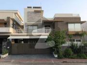 10 Marla Neat N Clean House For Rent 5bed Double Unit...
