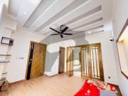 10 marla new designer house bahria town phase 8