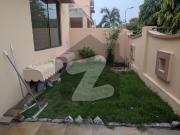 10 marla old house full basment 5 bed house for sale in...