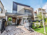 10 Marla Owner Built Modern Villa Top Location For Sale