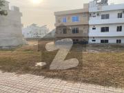 10 Marla Plot Available In Rehman Enclave