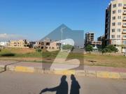 10 Marla plot Is Available For Sale In SECTER F1 Bahria...