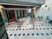 10 Marla Renovated House Available For Sale In Shaheen...