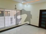 10 marla slightly used hours park face bahria town phase 6